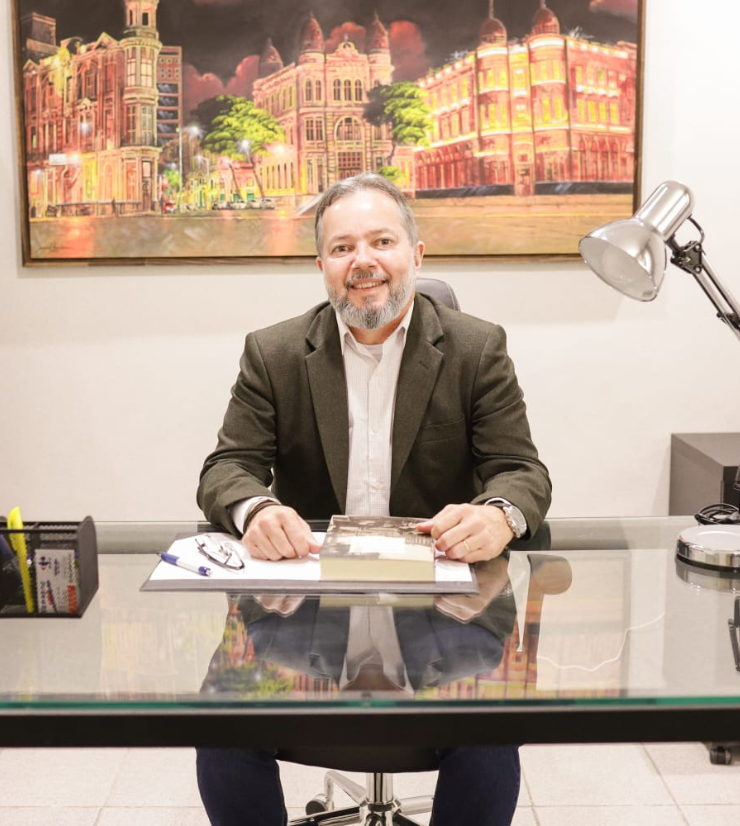 Rev. Dr. José Roberto de Souza